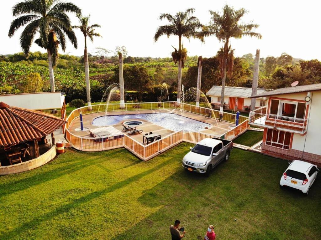 Alojamiento Campestre Hawaii Montenegro Bagian luar foto
