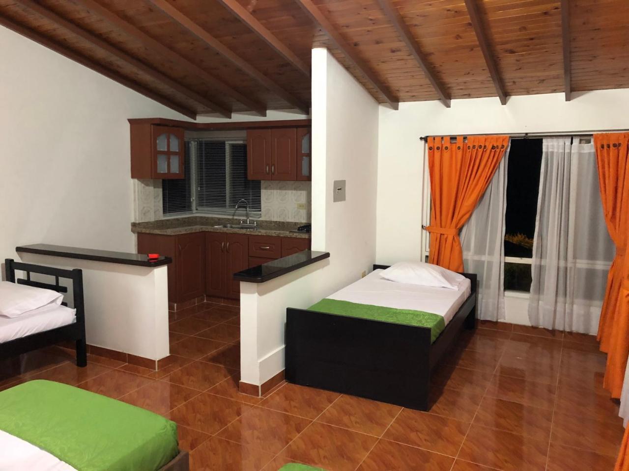 Alojamiento Campestre Hawaii Montenegro Bagian luar foto