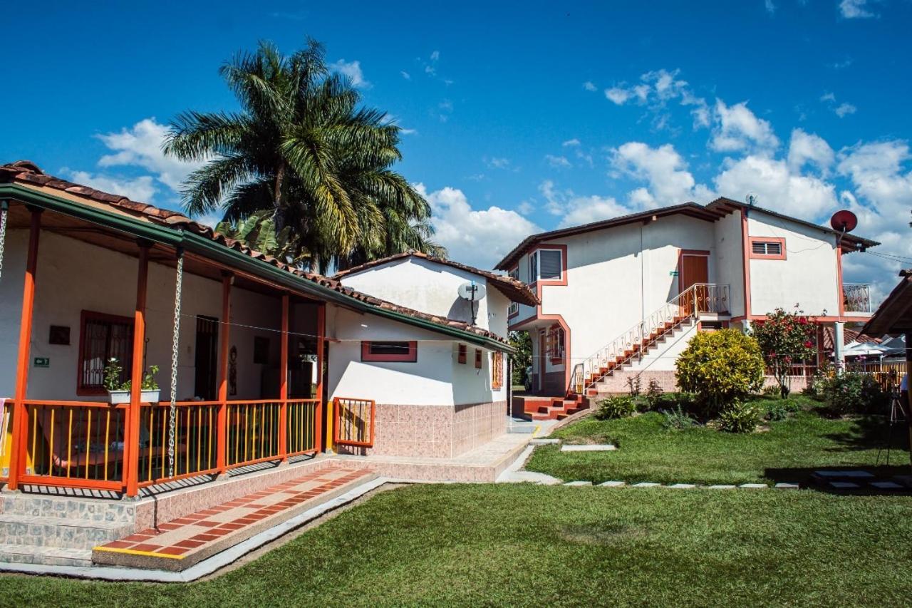 Alojamiento Campestre Hawaii Montenegro Bagian luar foto